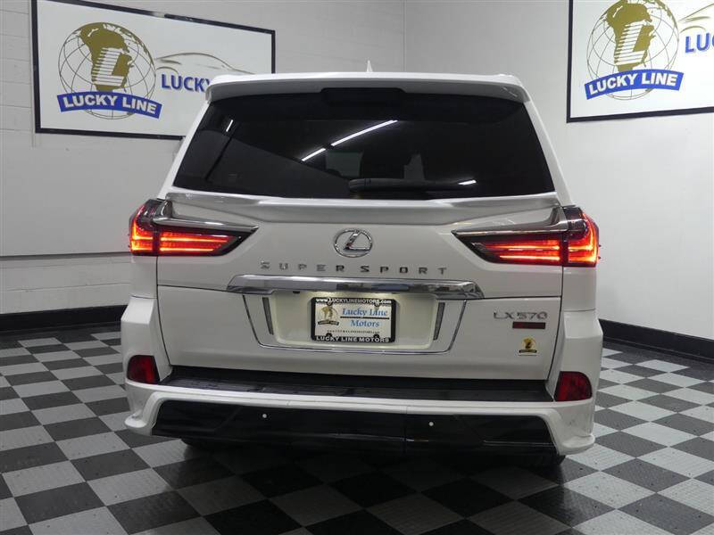 2016 Lexus LX 570
