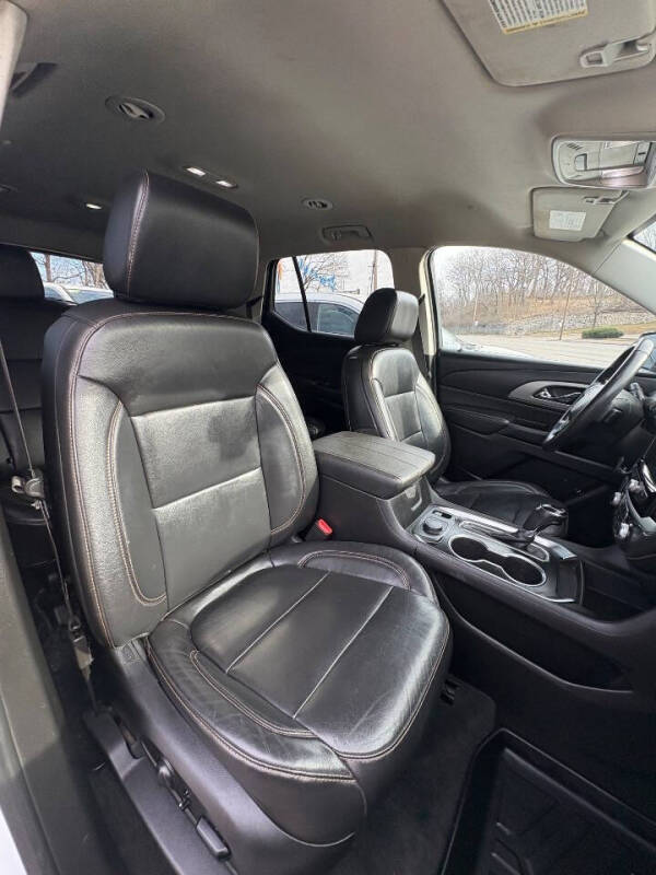 2020 Chevrolet Traverse LT Leather