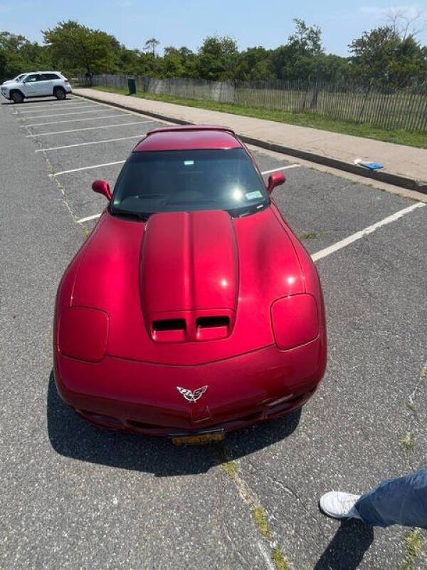 2004 Chevrolet Corvette