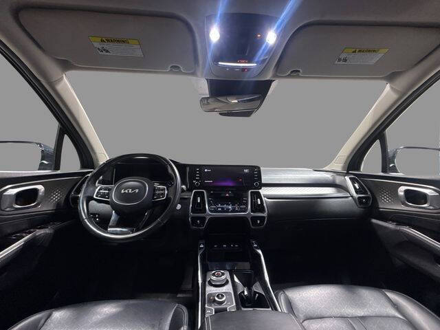 2022 Kia Sorento Plug-In Hybrid SX