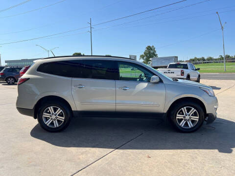 2017 Chevrolet Traverse LT