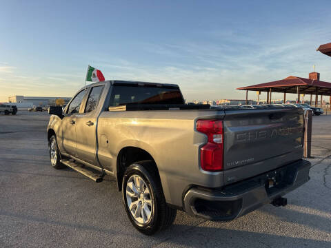 2021 Chevrolet Silverado 1500 Custom