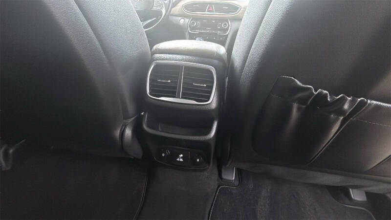 2019 Hyundai Santa Fe Ultimate 2.4L