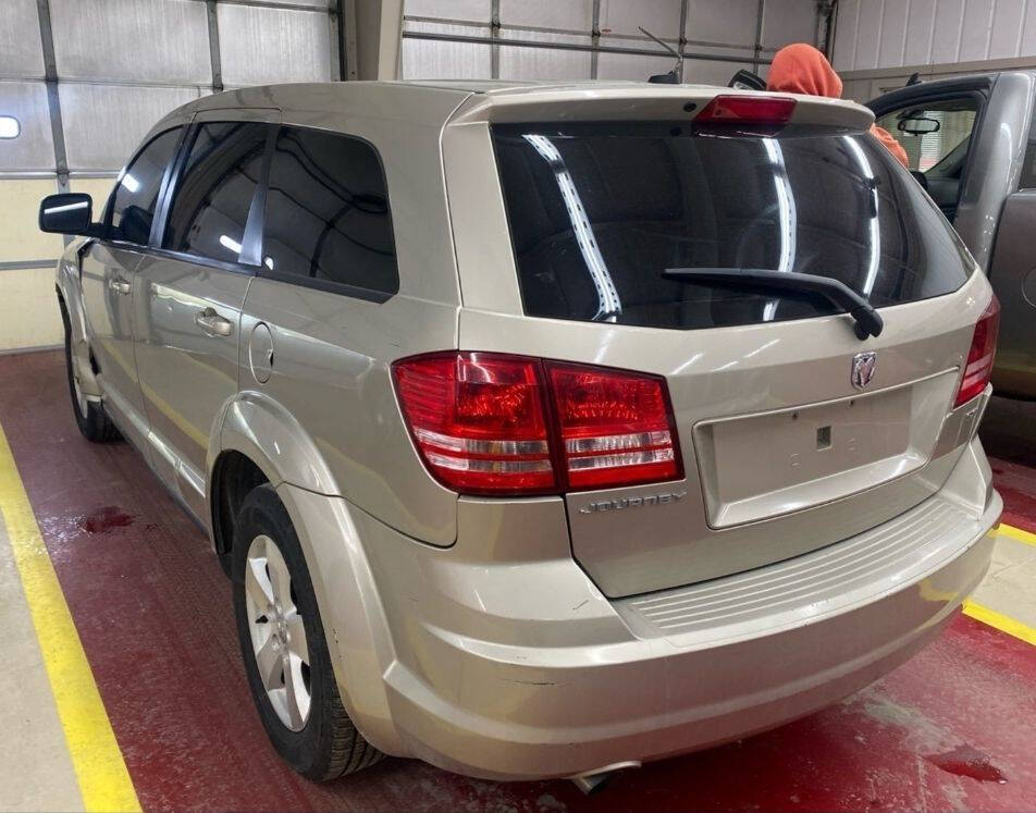 Lt. Brown 2009 Dodge Journey SXT SXT 4dr SUV 5