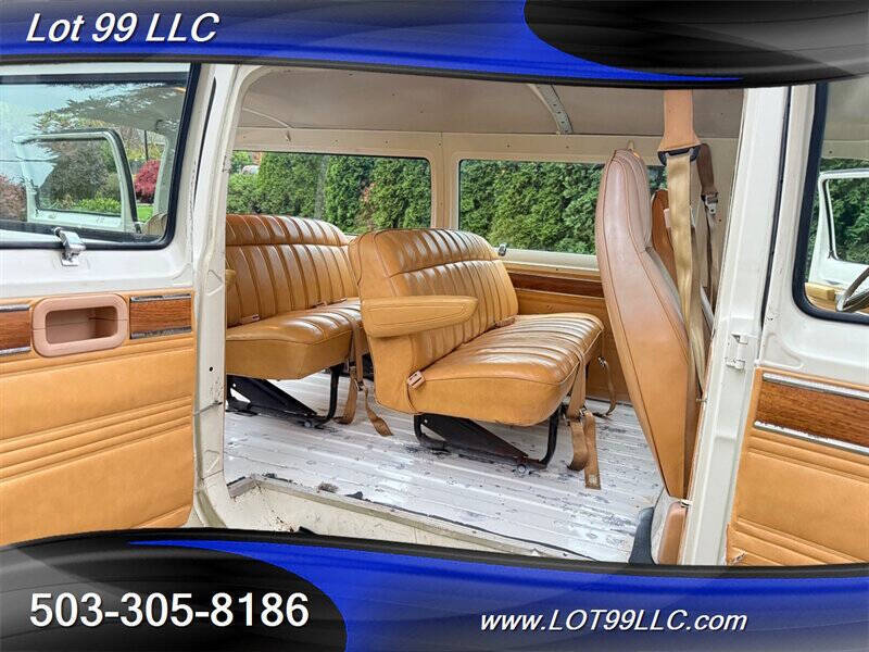 1985 Dodge Ram Van B250