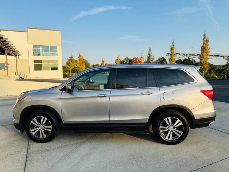 2017 Honda Pilot EX