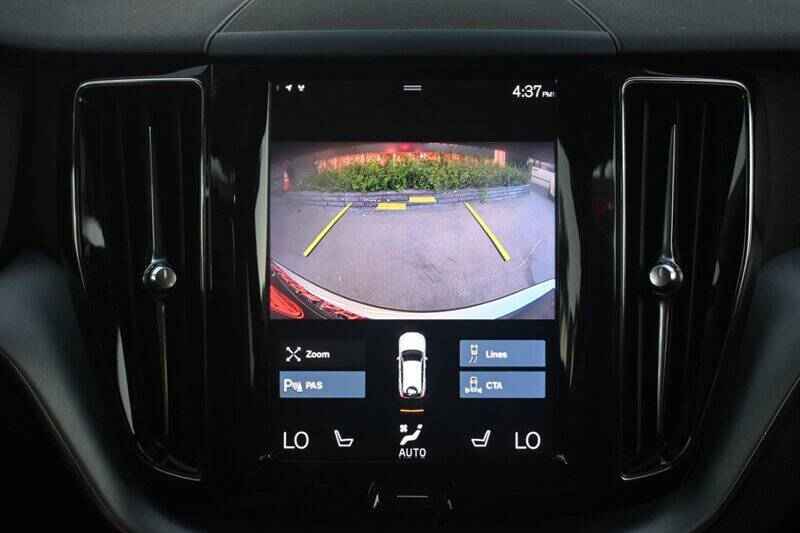 2020 Volvo XC60 T5 Momentum