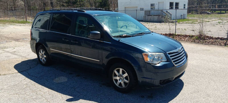 2009 Chrysler Town & Country Touring photo 7