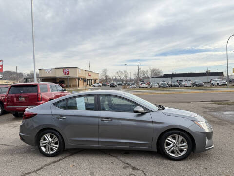 2019 Hyundai Elantra SEL