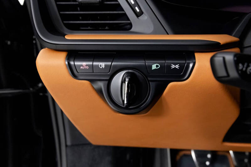 2024 Porsche 911 S/T