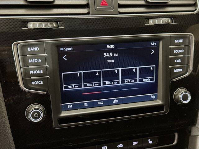 2017 Volkswagen Golf GTI SE