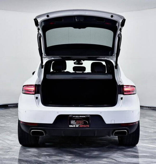 2021 Porsche Macan
