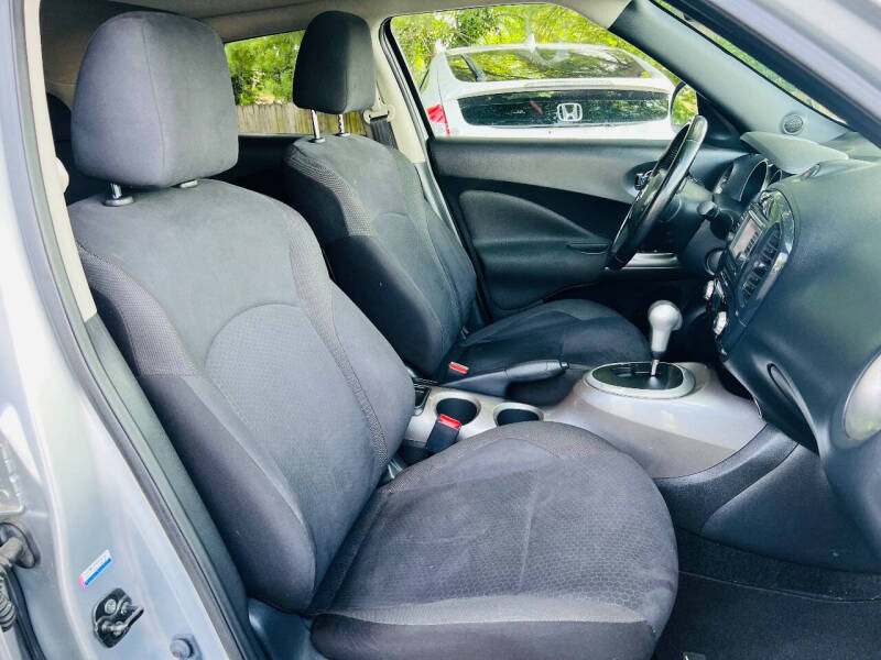 2012 Nissan JUKE SV