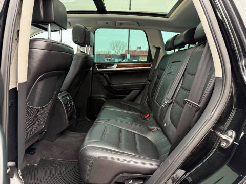 2012 Volkswagen Touareg Hybrid