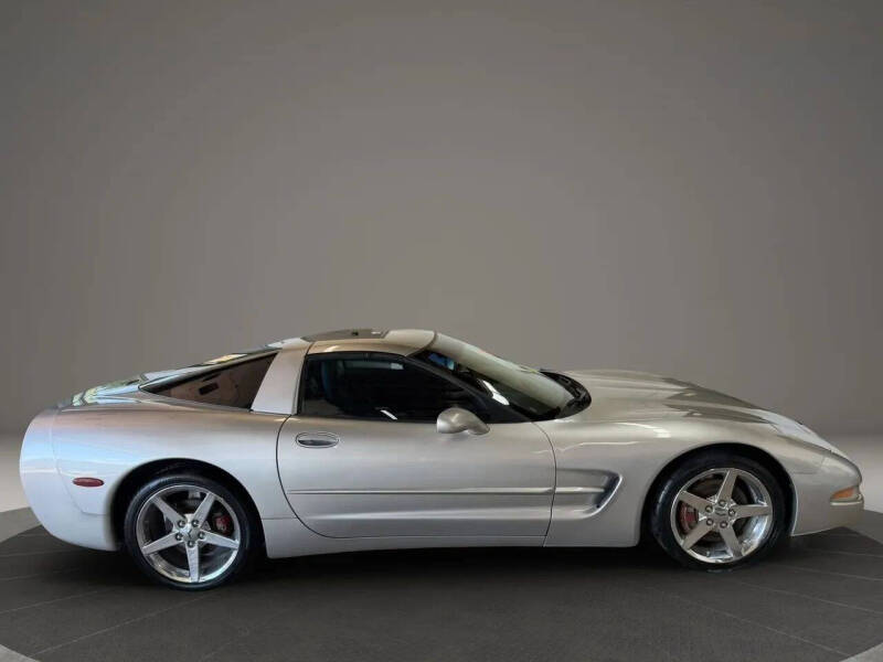 2004 Chevrolet Corvette