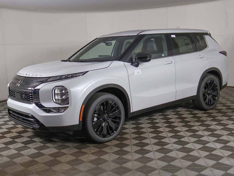 2026 Mitsubishi Outlander LE