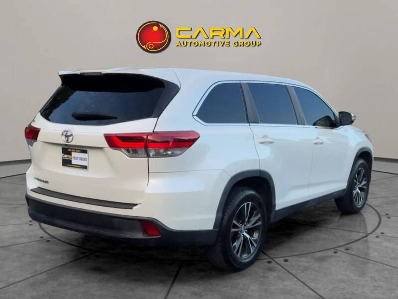 2019 Toyota Highlander LE