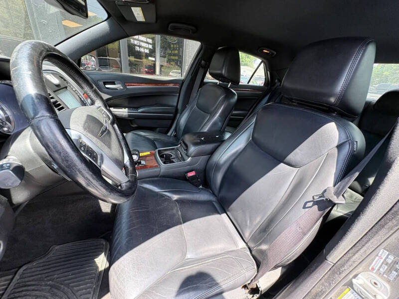 2012 Chrysler 300 Limited