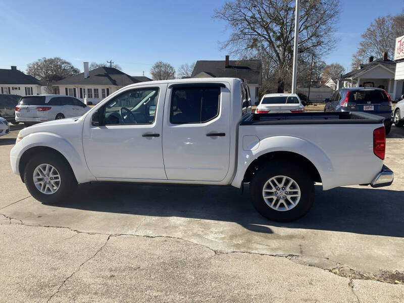 2017 Nissan Frontier SV