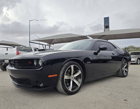 2017 Dodge Challenger R/T Shaker
