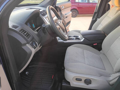 2015 Ford Explorer