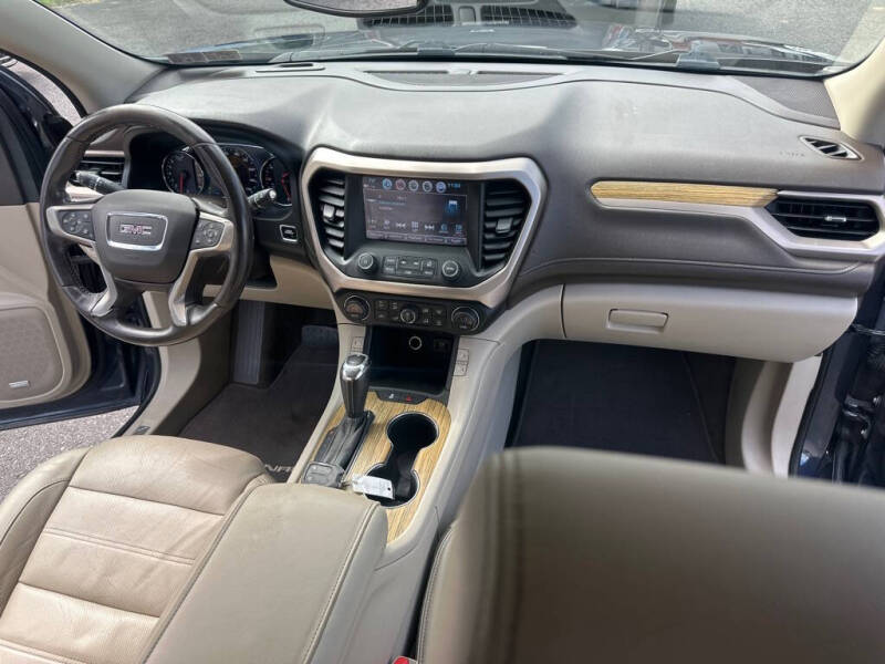 2018 GMC Acadia Denali