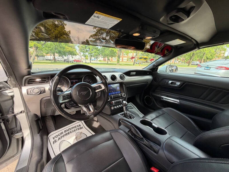 2022 Ford Mustang
