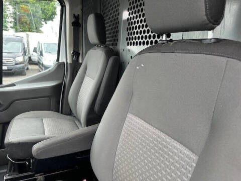 2021 Ford Transit 250