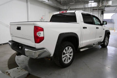 2017 Toyota Tundra SR5