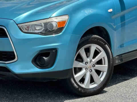 2014 Mitsubishi Outlander Sport ES