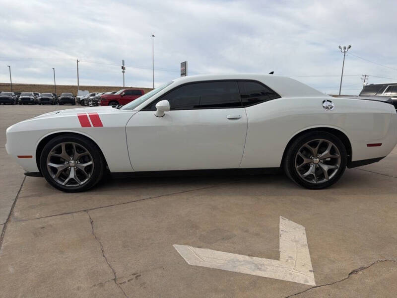 2016 Dodge Challenger SXT