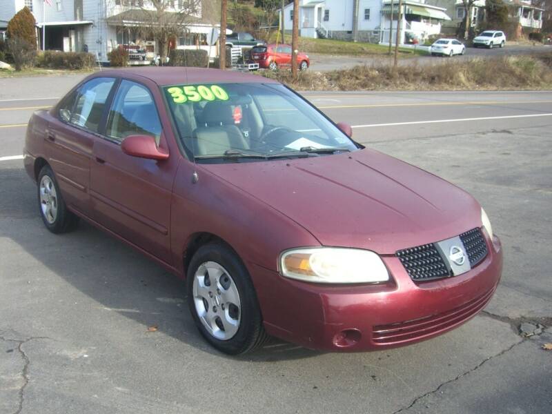 2004 Nissan Sentra for sale at AUTOTRAXX in Nanticoke PA