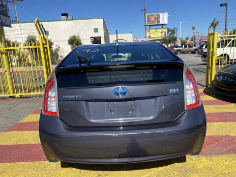 2015 Toyota Prius Three