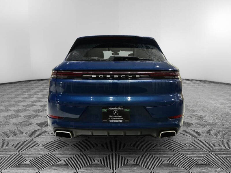 2024 Porsche Cayenne