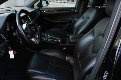 2016 Porsche Macan S