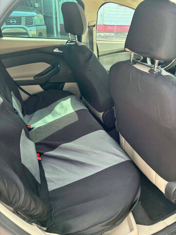 2016 Ford Focus SE