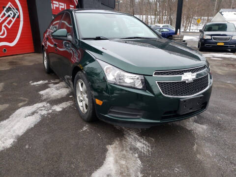 2014 Chevrolet Cruze for sale at Apple Auto Sales Inc in Camillus NY