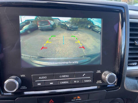 2023 Nissan Frontier SV