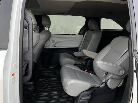 2025 Toyota Sienna