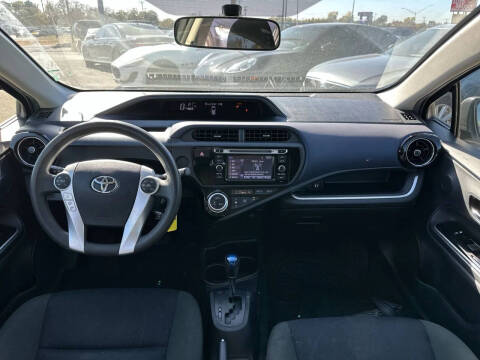 2016 Toyota Prius c