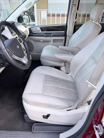 2010 Dodge Grand Caravan SXT
