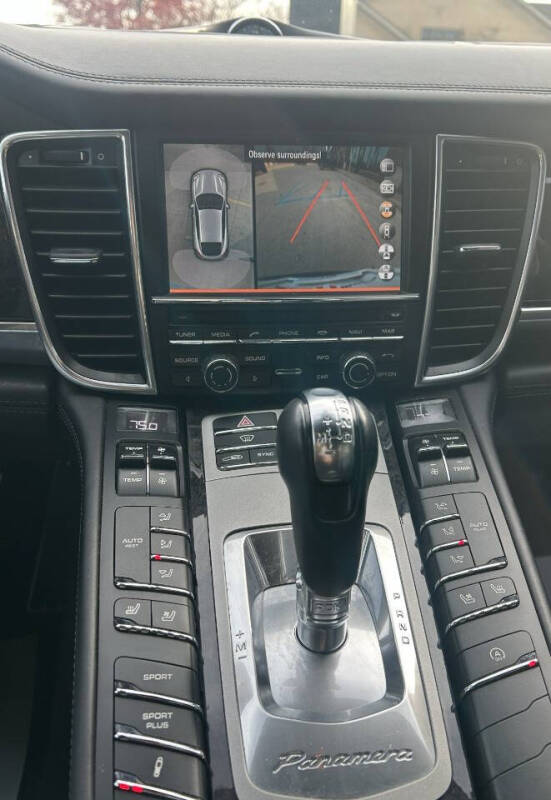 2015 Porsche Panamera Turbo