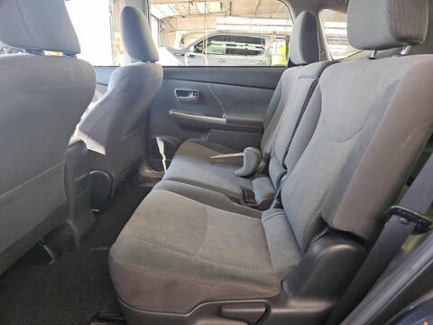 2013 Toyota Prius v Three