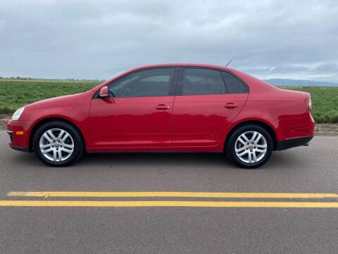 2009 Volkswagen Jetta for sale at M AND S CAR SALES LLC in Independence OR