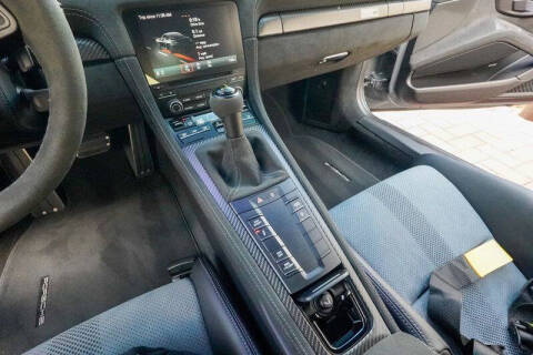 2024 Porsche 718 Cayman GT4 RS