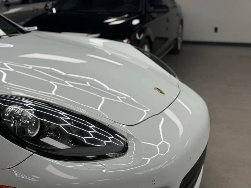 2016 Porsche Panamera GTS