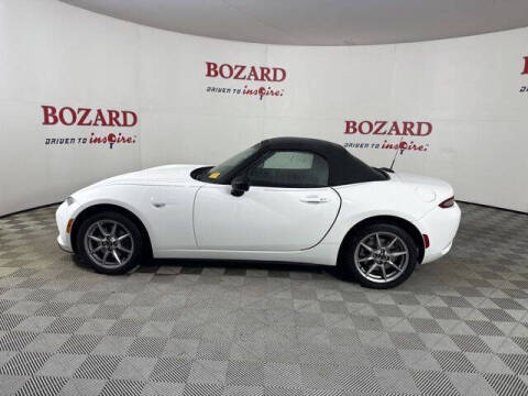 2016 Mazda MX-5 Miata Sport