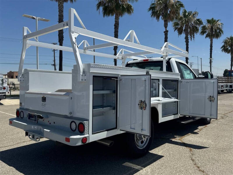 2025 Ford F-350 Super Duty XL