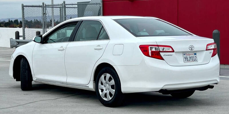 2013 Toyota Camry null photo 5