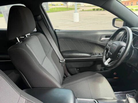 2015 Dodge Charger SXT